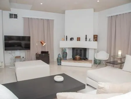 Theodore's Maisonette Next To The Metro Station * Atena